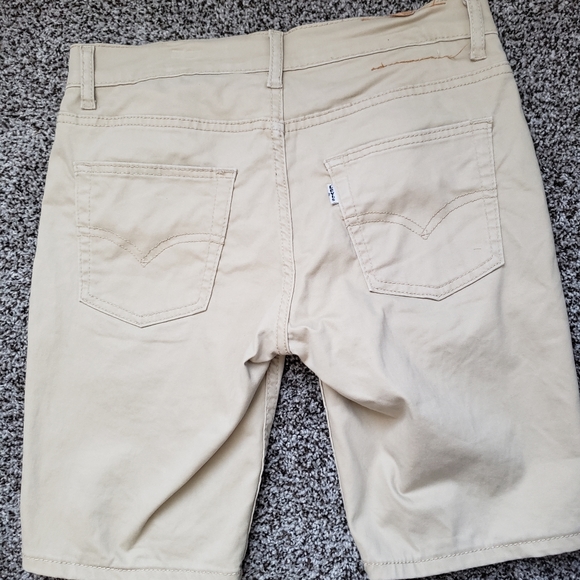 Levi slim fit shorts - Picture 3 of 3